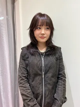 ミディアム 松村 澪里のヘアスタイル