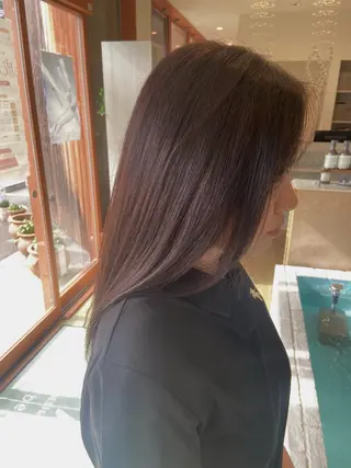 ロング カラー 小田部 愛のヘアスタイル