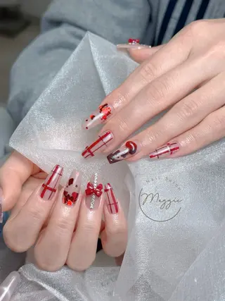 ネイル Maggie Nail🦩のネイルデザイン