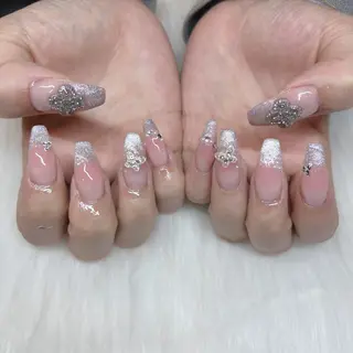 ロング HANA うるののネイルデザイン