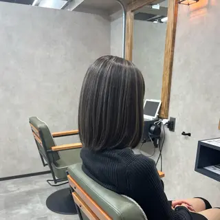 ミディアム カラー 渡来 美都のヘアスタイル