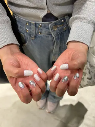 ネイル miura 🫧のネイルデザイン