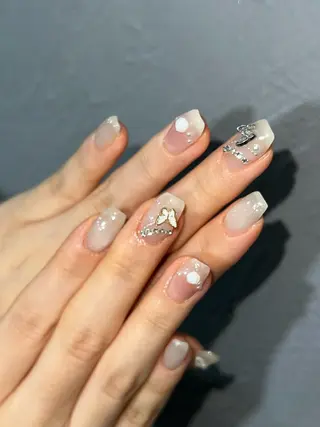 ネイル Hata nail 🎀個性派ニュアンスのネイルデザイン
