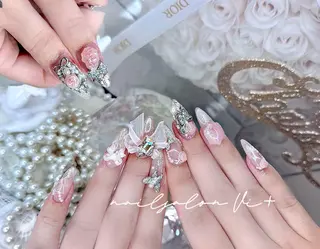 ネイル ✨Nailsalon Vi+✨のネイルデザイン
