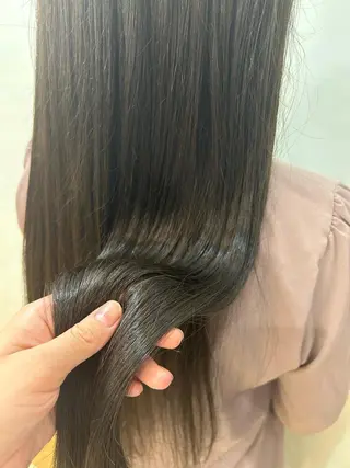 ロング カラー クレドガーデン西新井所属・山田 桃香のヘアスタイル