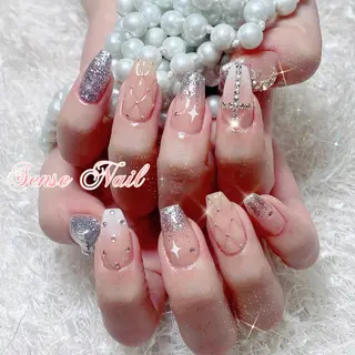 ネイル カラー パーマ ヘアアレンジ メンズ キッズ マツエク・マツパ アイブロウ ロング 🎀Sense Nail渋谷店🎀のネイルデザイン