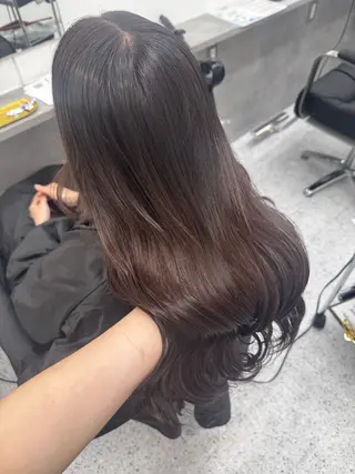 ロング カットカラー🩷 五島桜樫のヘアスタイル