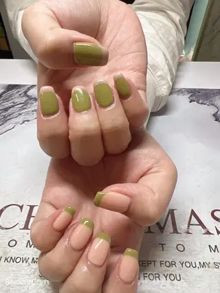 ネイル Guarendo錦糸町店所属・ガレンドウ 白澤 愛子のネイルデザイン