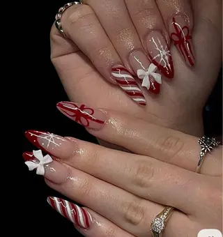 ネイル Kawaii Nail Salon所属・YURI NAIL NARITAのネイルデザイン