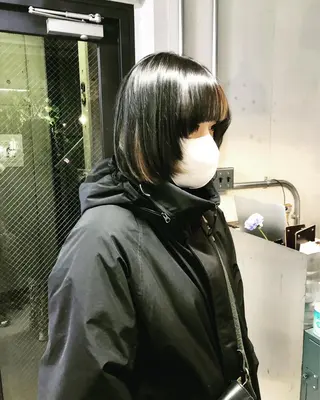 ミディアム カラー 松下 倫子のヘアスタイル