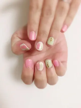 ネイル Lily Roseスタッフ一同のマツエク・マツパデザイン