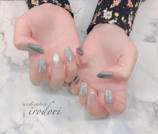 ネイル ﾌｨﾙｲﾝ専門ﾈｲﾙｻﾛﾝ彩 博多駅前店所属・ネイルサロン 彩 irodoriのネイルデザイン