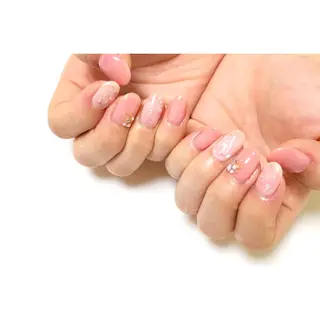 ミディアム ネイル Toujours nail所属・Toujours / nijinaのネイルデザイン