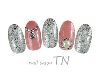 ネイル 矢川 まどかのネイルデザイン