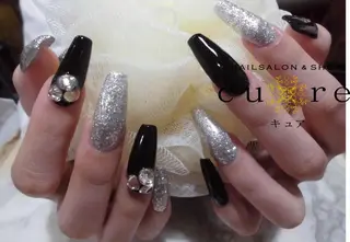 ロング ネイル ネイルサロン Cureのネイルデザイン