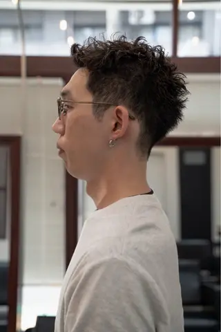 メンズ 短髪/ｼｮｰﾄ/ ﾃｰﾊﾟｰﾌｪｰﾄﾞのヘアスタイル