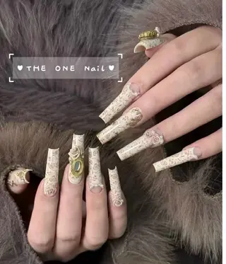 ネイル N. サロン所属・Theone栄店 田口のネイルデザイン