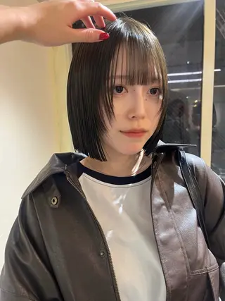 ミディアム 横浜/ショート/ レイヤーカットのヘアスタイル