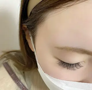 マツエク・マツパ Salon4’s所属・h MAKIのマツエク・マツパデザイン