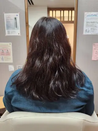 セミロング パーマ おだ ももかのヘアスタイル
