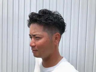 ショート パーマ メンズ 髪ふうせん所属・伊藤 光のヘアスタイル