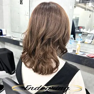 カラー 柳田 怜那/銀座 Endearingのヘアスタイル