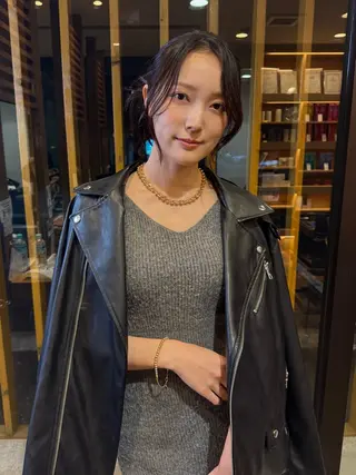 ロング 細沼 葵のヘアスタイル