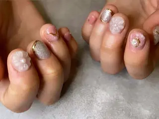 ネイル gluck(グリュック)所属・なかがわ まゆこのネイルデザイン