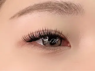 マツエク・マツパ PLATINUM+ byMのマツエク・マツパデザイン