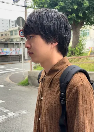 ショート パーマ メンズ IRO所属・岡田 祐樹のヘアスタイル