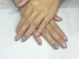 ネイル more Private Nail Salon所属・K. makiのネイルデザイン