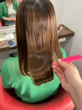 ミディアム 駅チカ【ali'i】 アリイ花崎友美☘のヘアスタイル