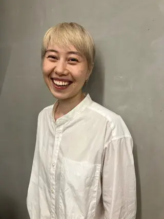 ショート 似合わせカットカラー 👩MINAのヘアスタイル