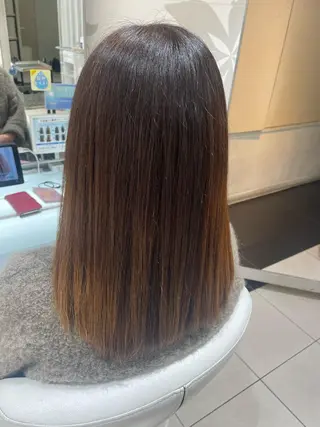 セミロング 髪質改善カラー 清利あやなのヘアスタイル