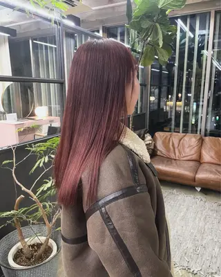 ロング 鈴木瑛里／ブロンド ベージュ／男女のヘアスタイル