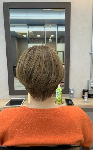 ショート カラー Lamie所属・大人女子&髪改善専門 Nobuフリーランスのヘアスタイル