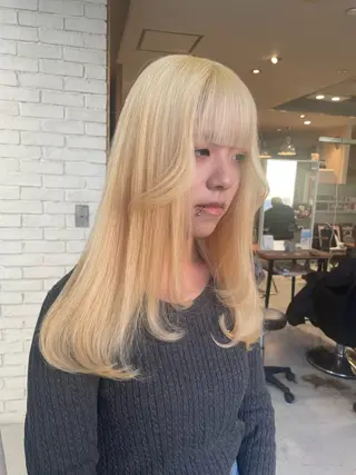 ロング カラー LUNTY NAMBA所属・艶ハイトーン👑♡ NATSUKIのヘアスタイル