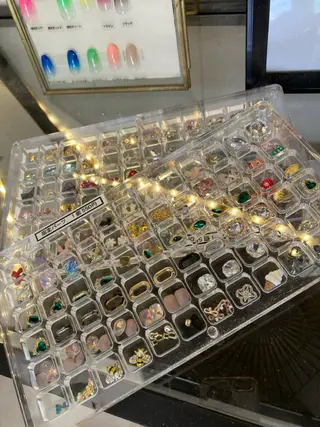 ネイル Legit nail salonのネイルデザイン