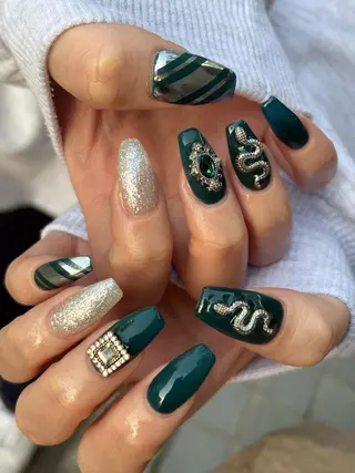 ネイル ✴︎ Delightのネイルデザイン