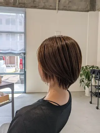 カラー ショート SOL所属・透明カラー/ショート /髪質改善/亀山貴之のヘアスタイル