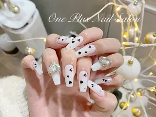 ロング ネイル One Plus Nail Salonのネイルデザイン