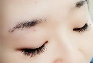 マツエク・マツパ nailatelier nijiiro.所属・nijiiro🌈 サトウのネイルデザイン