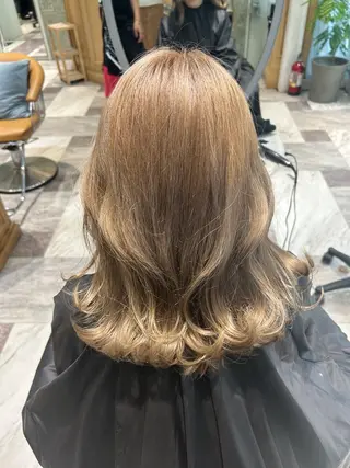 ミディアム 竹川菜海 /縮毛矯正/艶カラーのヘアスタイル