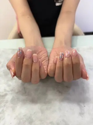 ネイル Bianca関内 USUI🐢のネイルデザイン