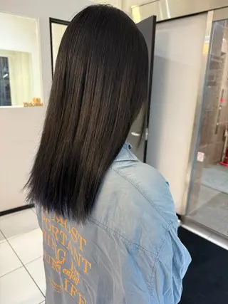 カラー やながわ あつきのヘアスタイル