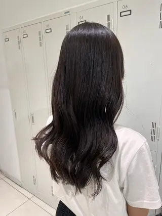 セミロング カラー 【センターパート/ マッシュ】ryokaのヘアスタイル