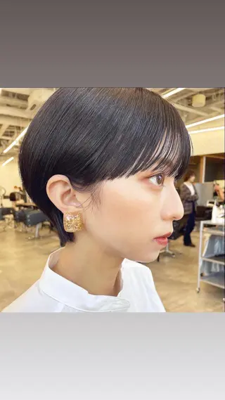 ショート レイヤー/ショート透 明感カラー/西田祐賀のヘアスタイル