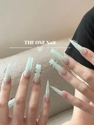 ネイル Theone栄店 伊藤のネイルデザイン