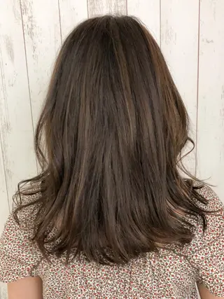セミロング ハイライト/ ブリーチ😈小倉😈のヘアスタイル