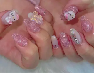 ミディアム nina beautyのネイルデザイン